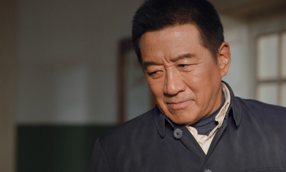 欧陆娱乐登录：才播4集，收视率破2.5，终于有让我熬夜狂追的央视年代剧了